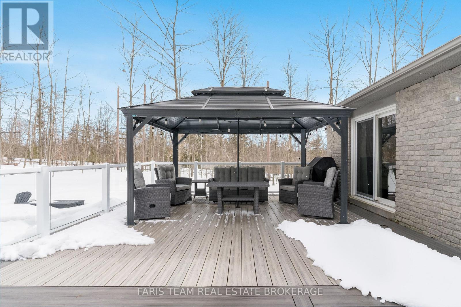 1 PINEVIEW DRIVE, Oro-Medonte, Ontario, L0L2L0 — Photo 27