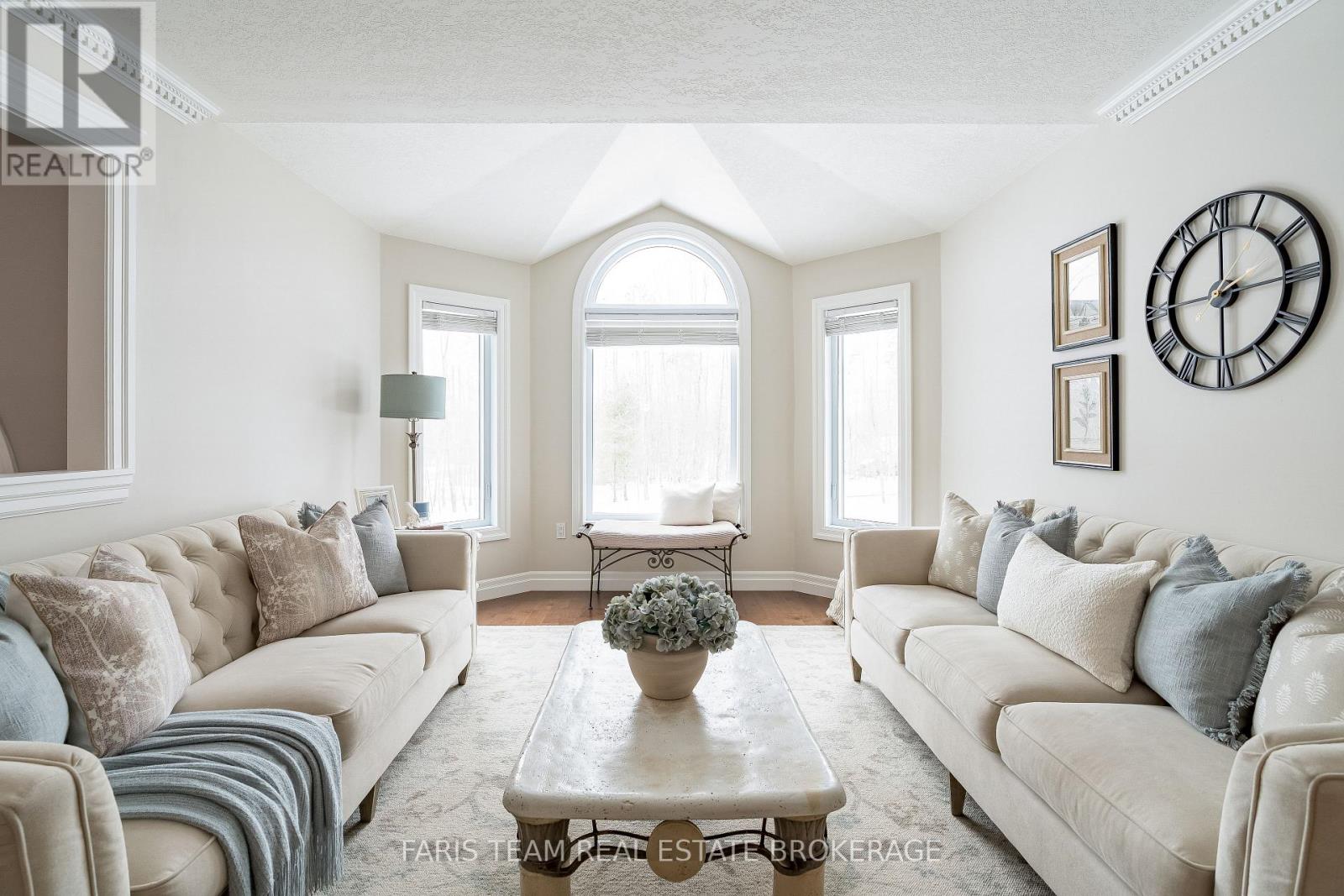 1 PINEVIEW DRIVE, Oro-Medonte, Ontario, L0L2L0 — Photo 46