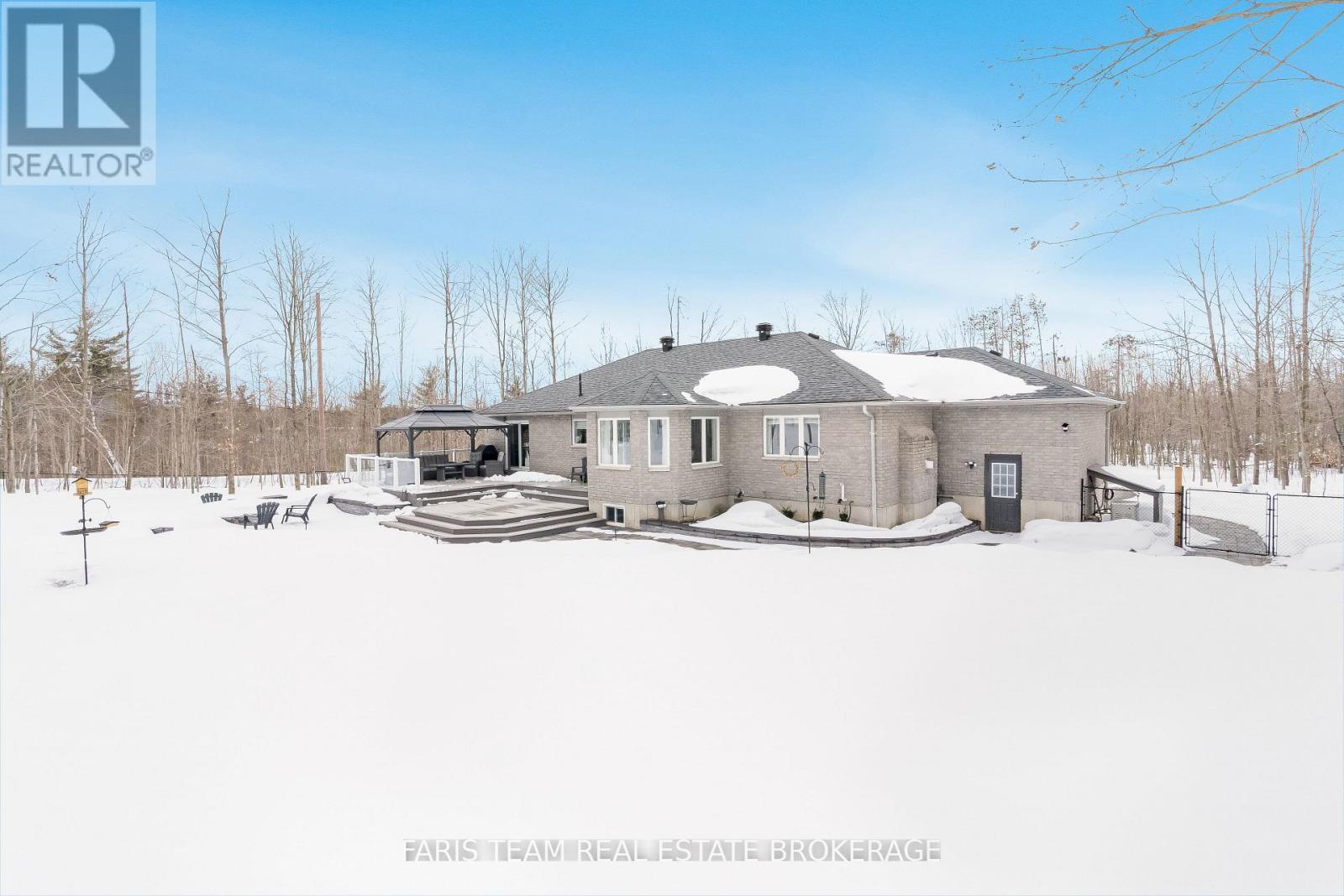 1 PINEVIEW DRIVE, Oro-Medonte, Ontario, L0L2L0 — Photo 7