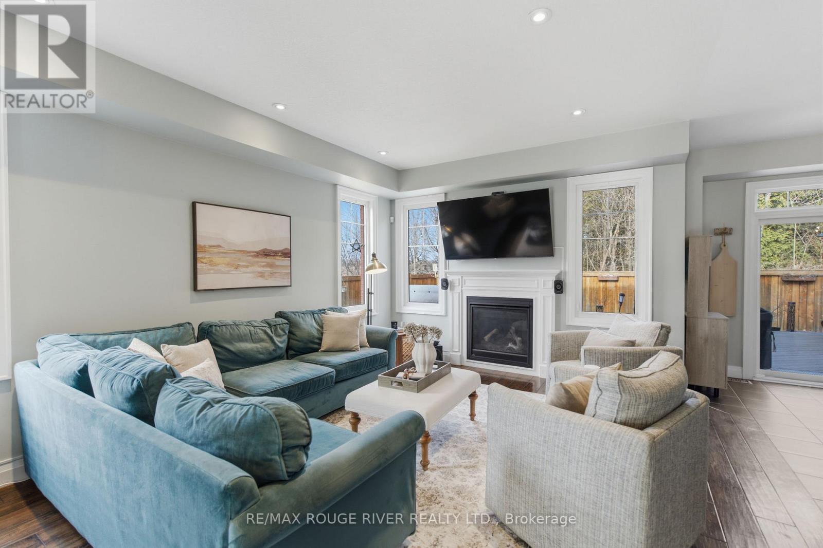 201 VARCOE ROAD, Clarington (Courtice), Ontario, L1E0J1 — Photo 23