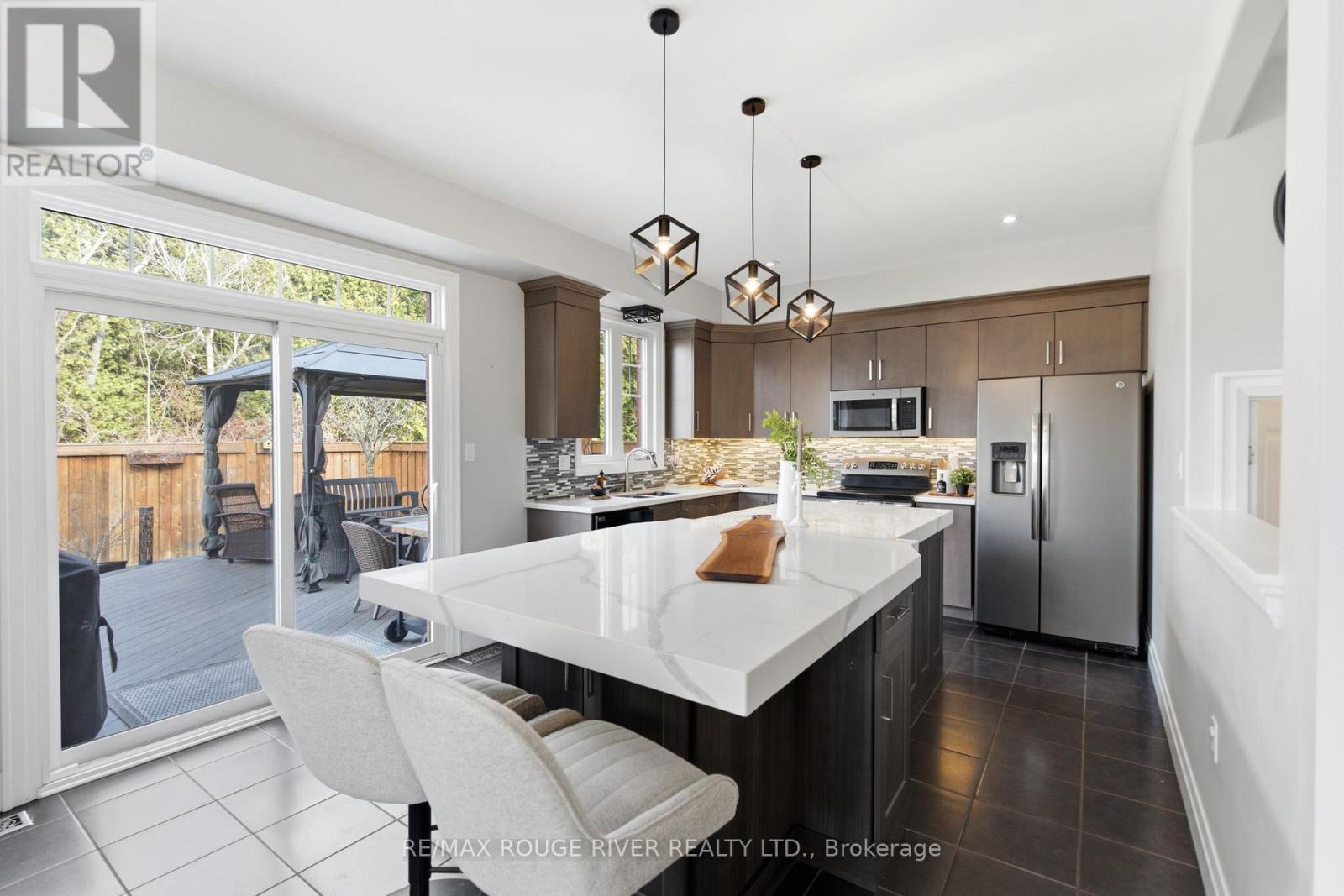 201 VARCOE ROAD, Clarington (Courtice), Ontario, L1E0J1 — Photo 49