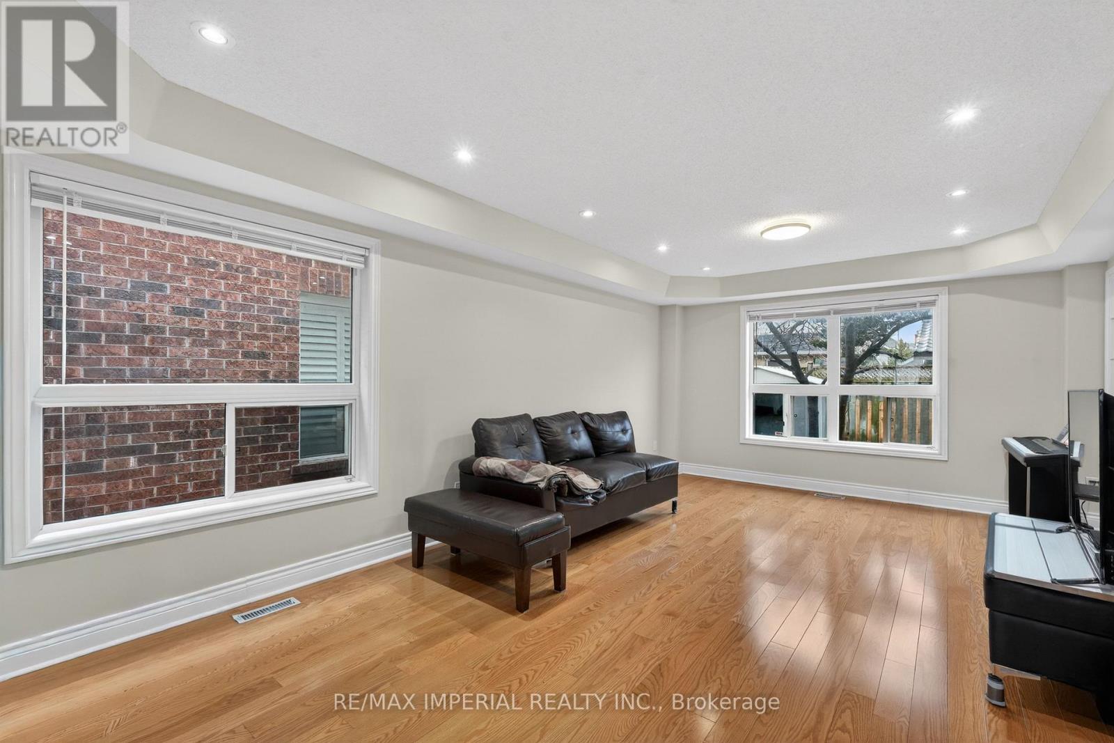 103 FERDINAND AVENUE, Vaughan (Vellore Village), Ontario, L6A3H6 — Photo 10