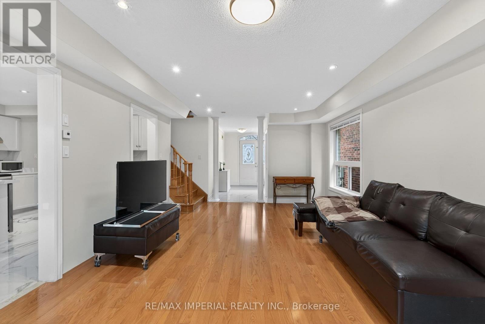 103 FERDINAND AVENUE, Vaughan (Vellore Village), Ontario, L6A3H6 — Photo 12