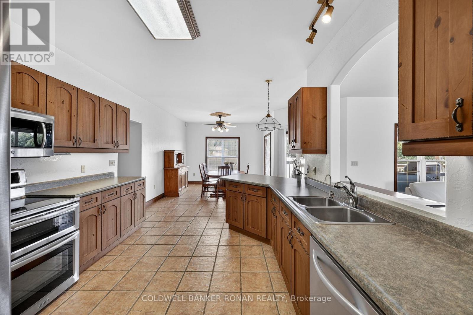 6595 3RD LINE, Essa, Ontario, L9R1V2 — Photo 18