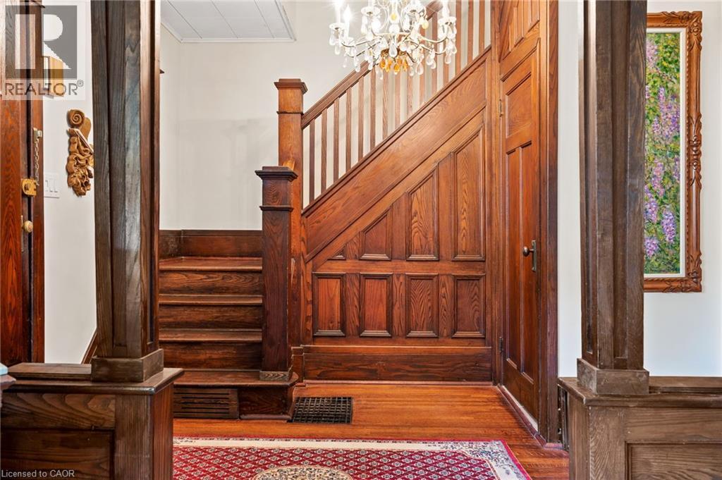 2 CARLETON Street N, Thorold, Ontario, L2V2A3 — Photo 24