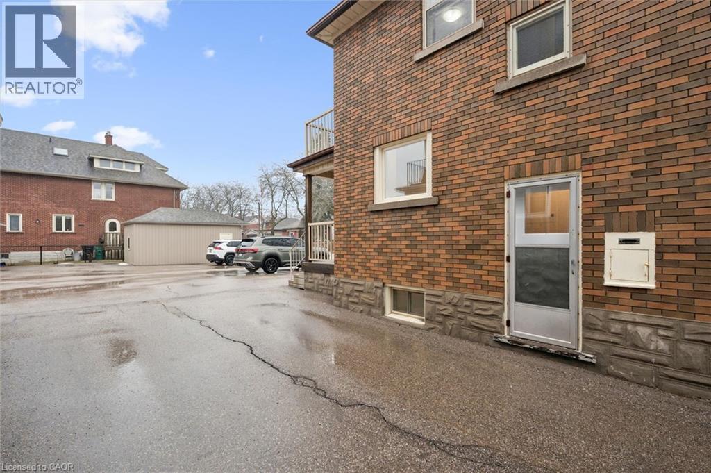317 FREDERICK Street, Kitchener, Ontario, N2H2N8 — Photo 24
