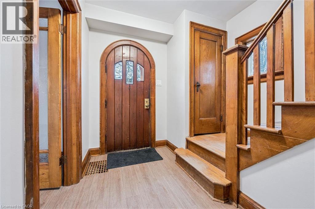 317 FREDERICK Street, Kitchener, Ontario, N2H2N8 — Photo 4