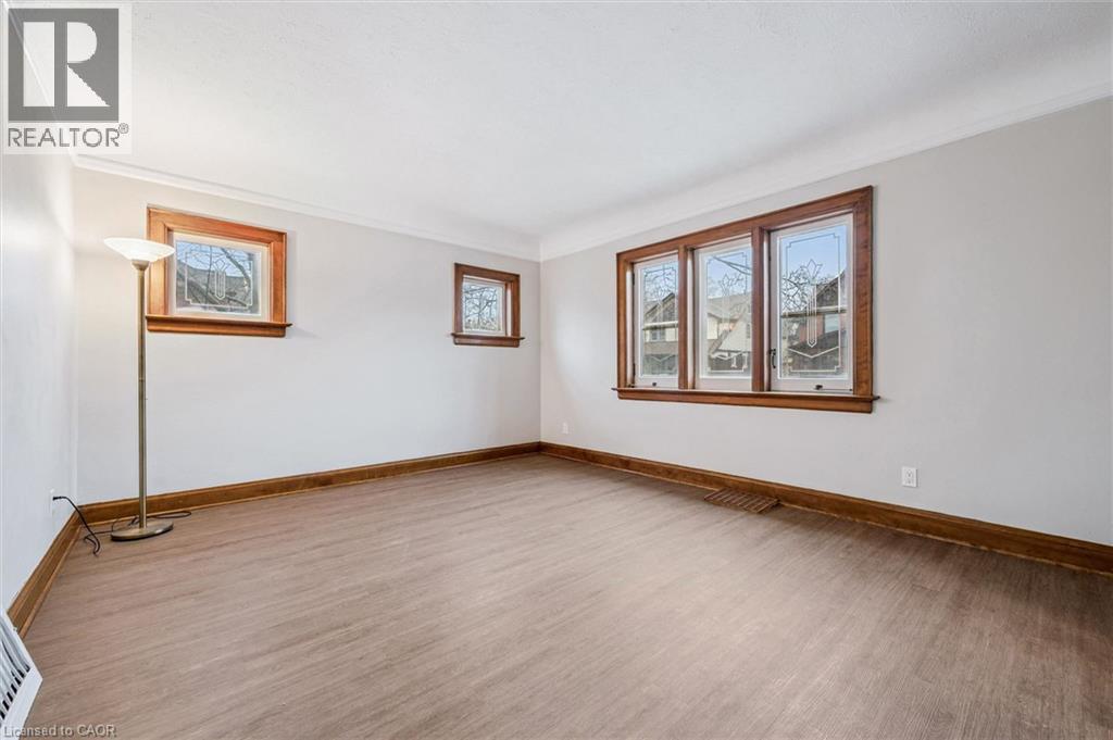 317 FREDERICK Street, Kitchener, Ontario, N2H2N8 — Photo 6