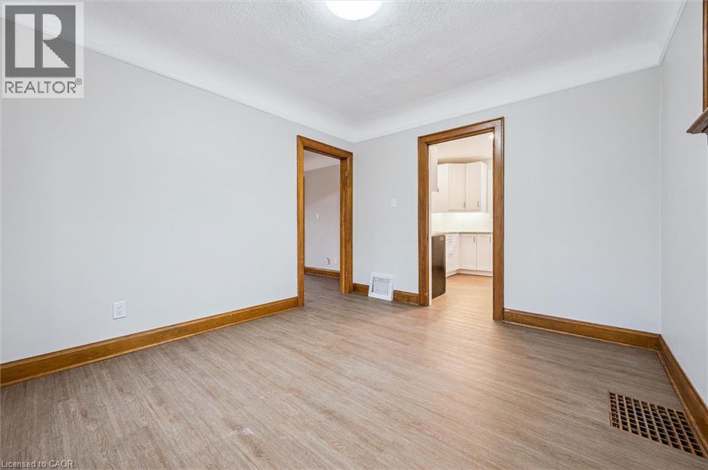 317 FREDERICK Street, Kitchener, Ontario, N2H2N8 — Photo 8