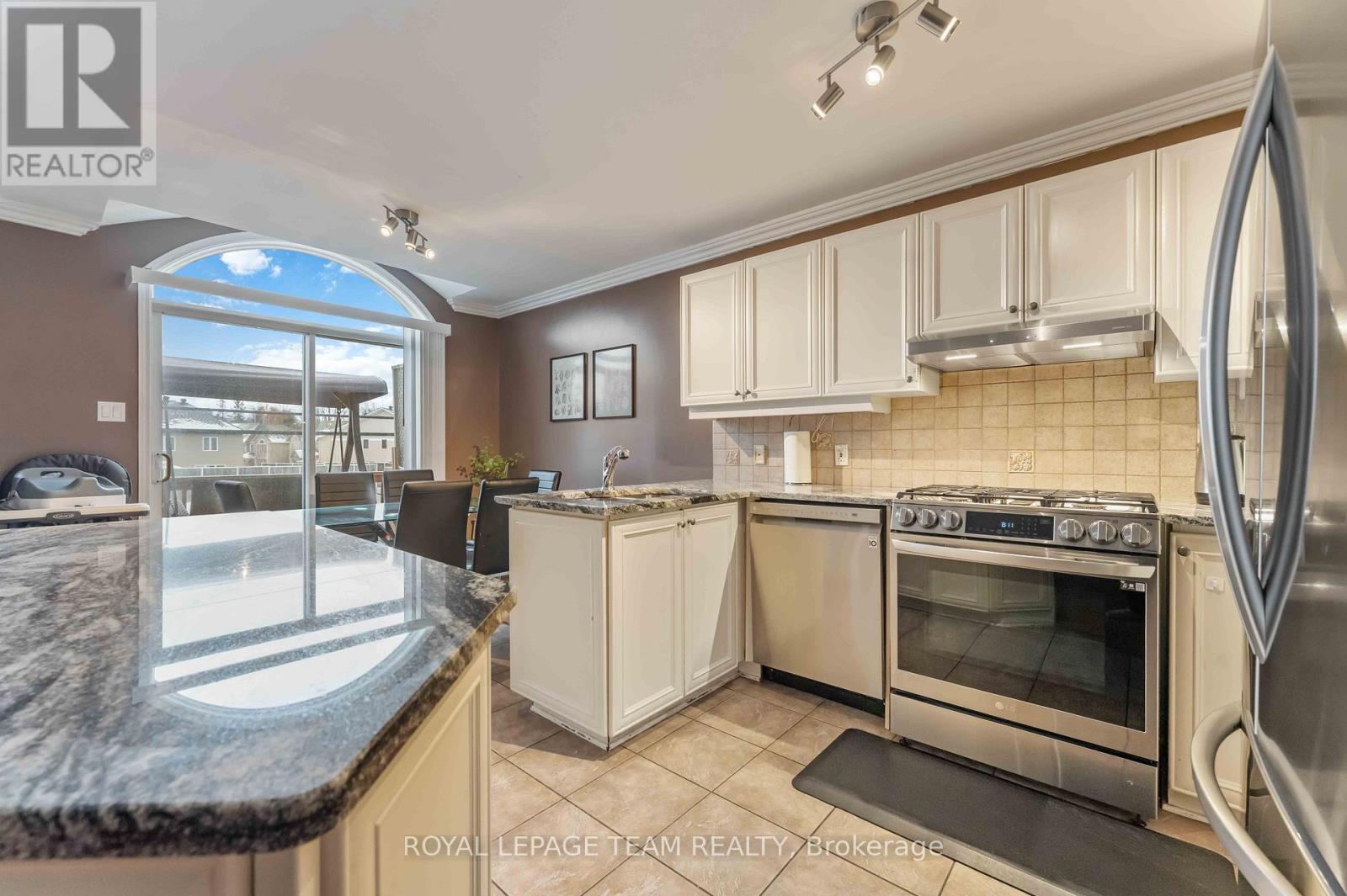 191 DEERFOX DRIVE, Ottawa, Ontario, K2J4W8 — Photo 5