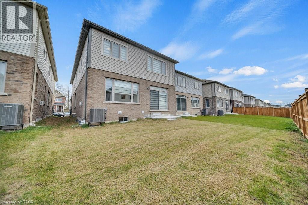 285 BROADACRE Drive, Kitchener, Ontario, N2R0S6 — Photo 32