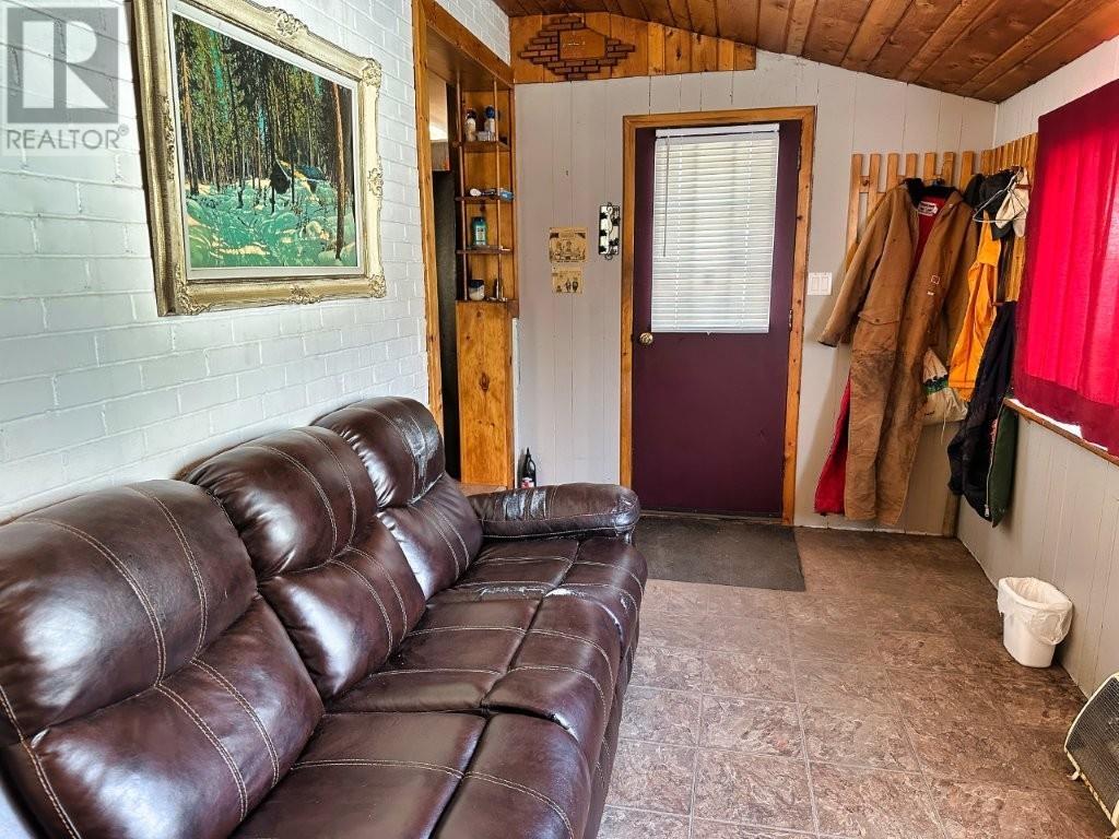 101 Brompton RD, Red Rock, Ontario, P0T2P0 — Photo 12