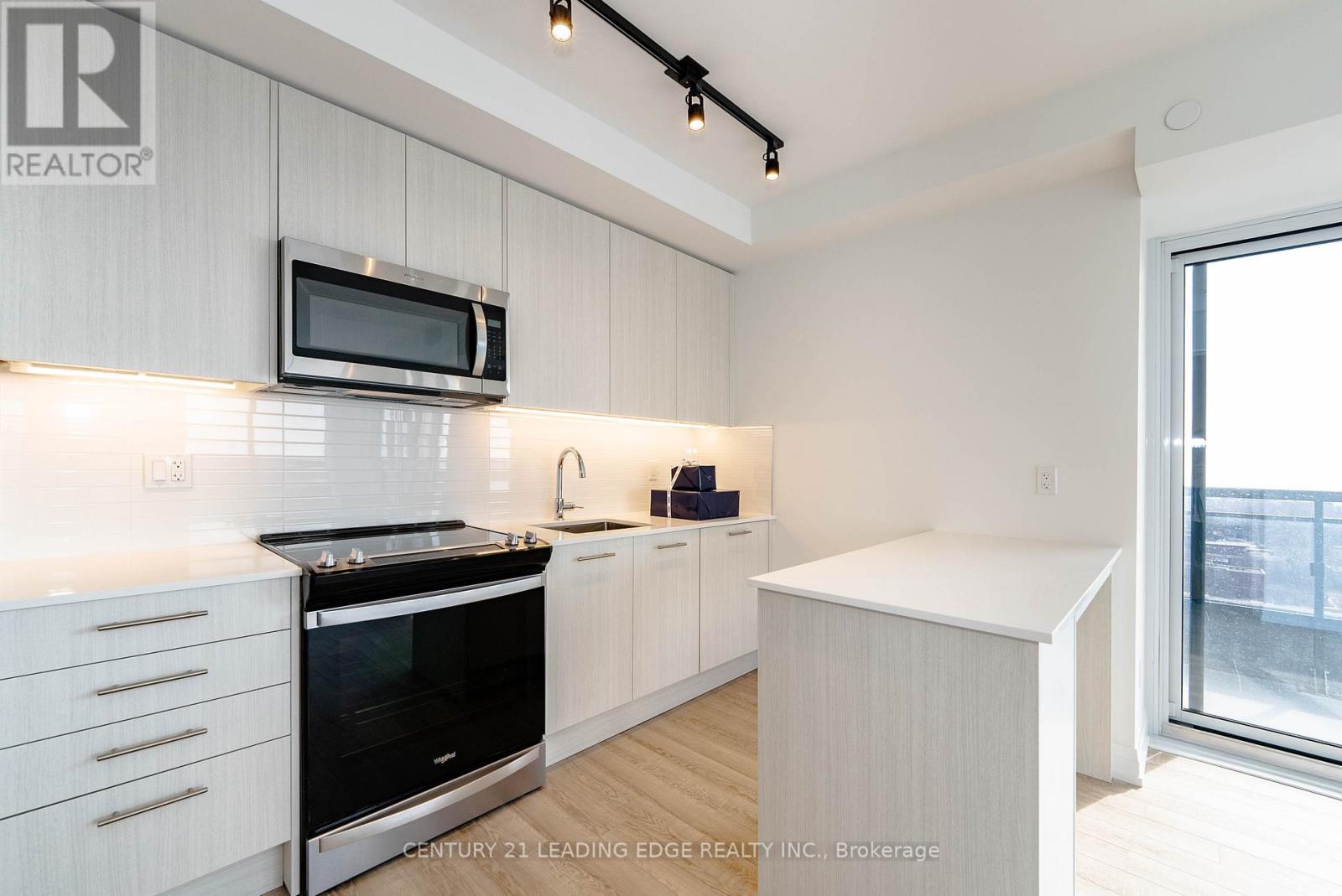 1708 - 286 MAIN STREET, Toronto (East End-Danforth), Ontario, M4C4X4 — Photo 35