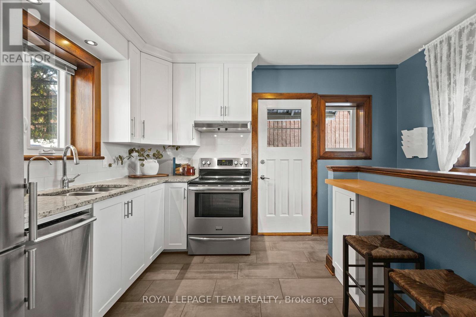 92 THIRD AVENUE, Ottawa, Ontario, K1S2J8 — Photo 22