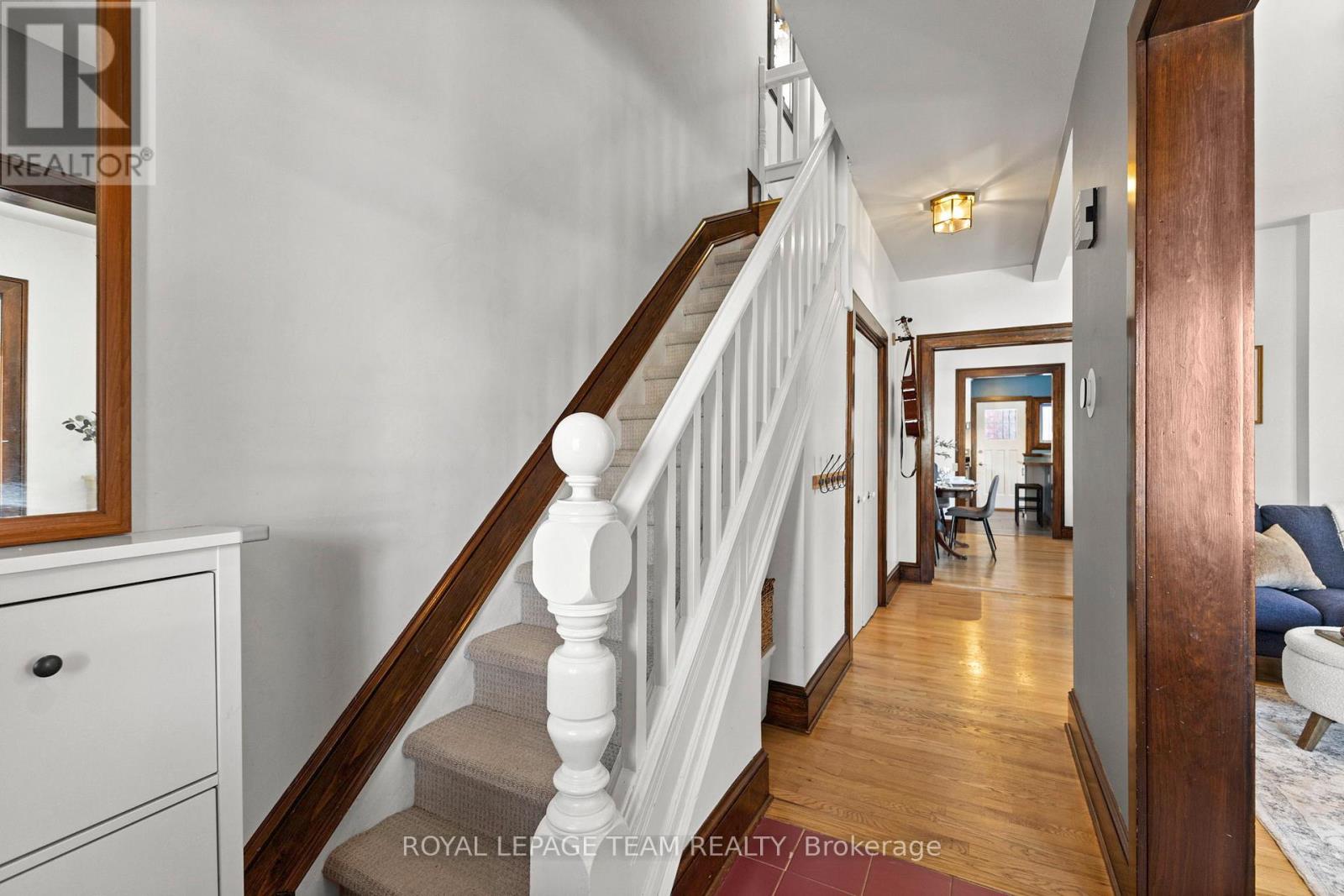 92 THIRD AVENUE, Ottawa, Ontario, K1S2J8 — Photo 5