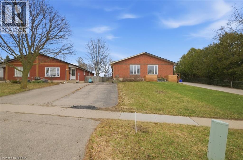 7 FOREST Drive, Paris, Ontario, N3L3L2 — Photo 2