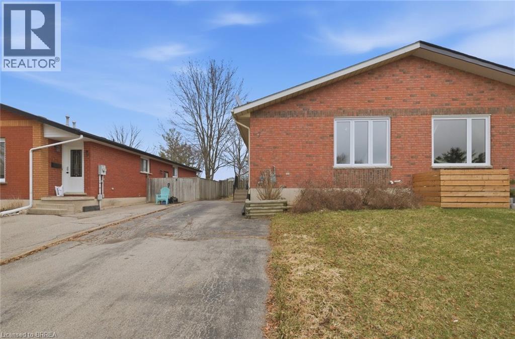 7 FOREST Drive, Paris, Ontario, N3L3L2 — Photo 4