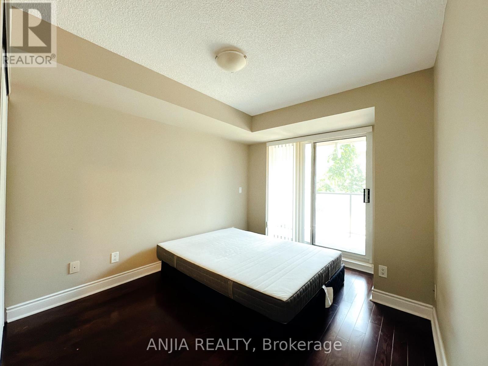 219A - 39 GALLERIA PARKWAY, Markham (Commerce Valley), Ontario, L3T0A6 — Photo 3