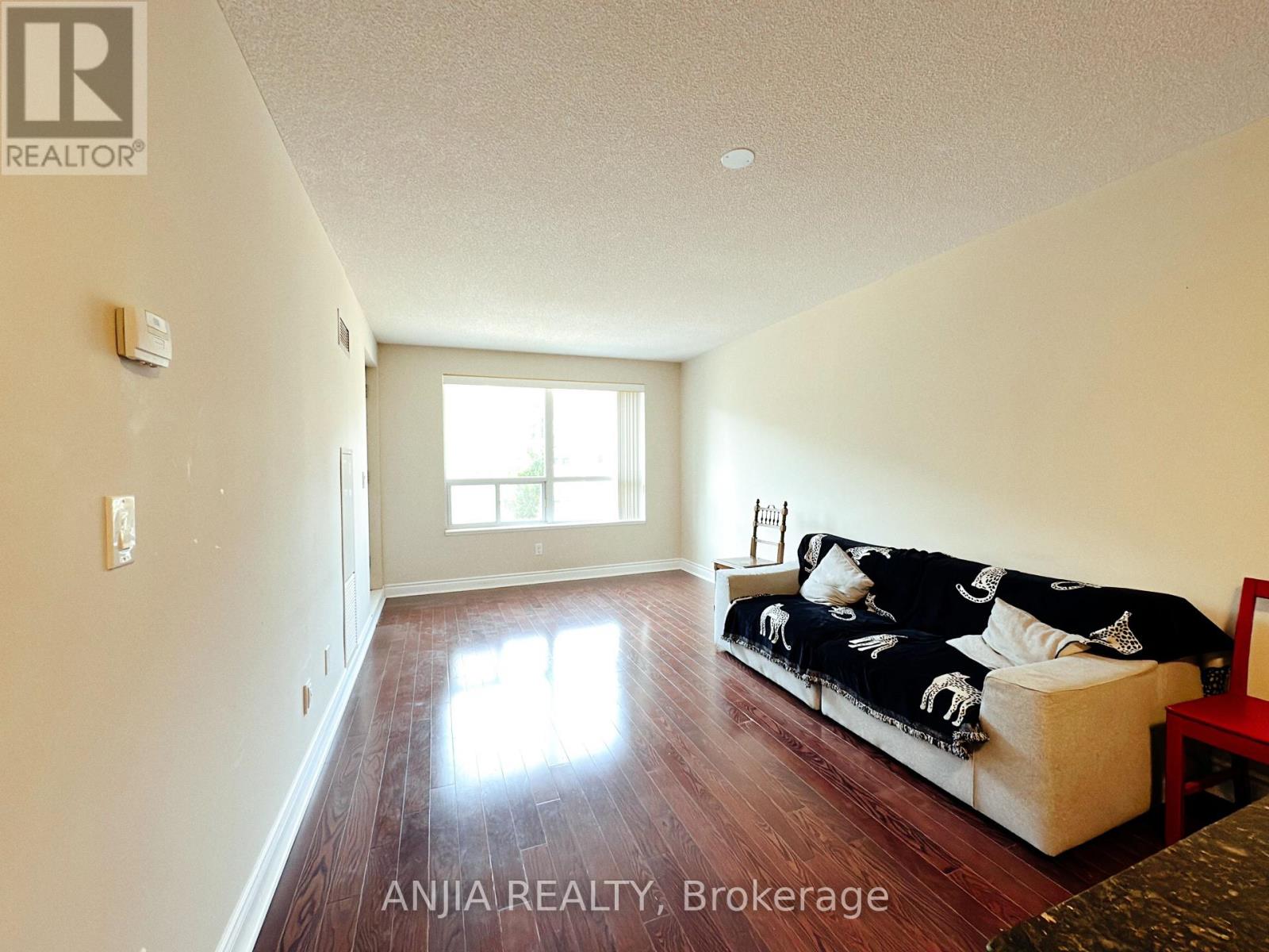 219A - 39 GALLERIA PARKWAY, Markham (Commerce Valley), Ontario, L3T0A6 — Photo 6