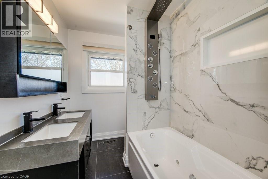 88 WOODHAVEN Road, Kitchener, Ontario, N2C1V1 — Photo 45