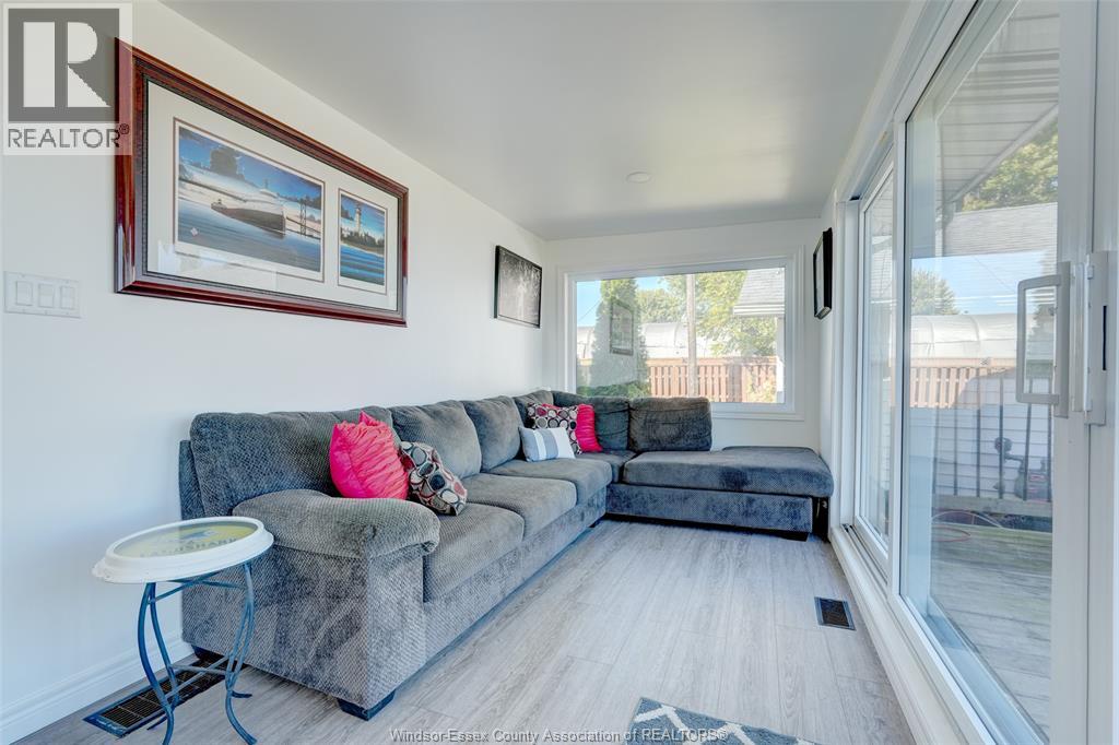 591 ROSS BEACH, Lakeshore, Ontario, N8L1J6 — Photo 18