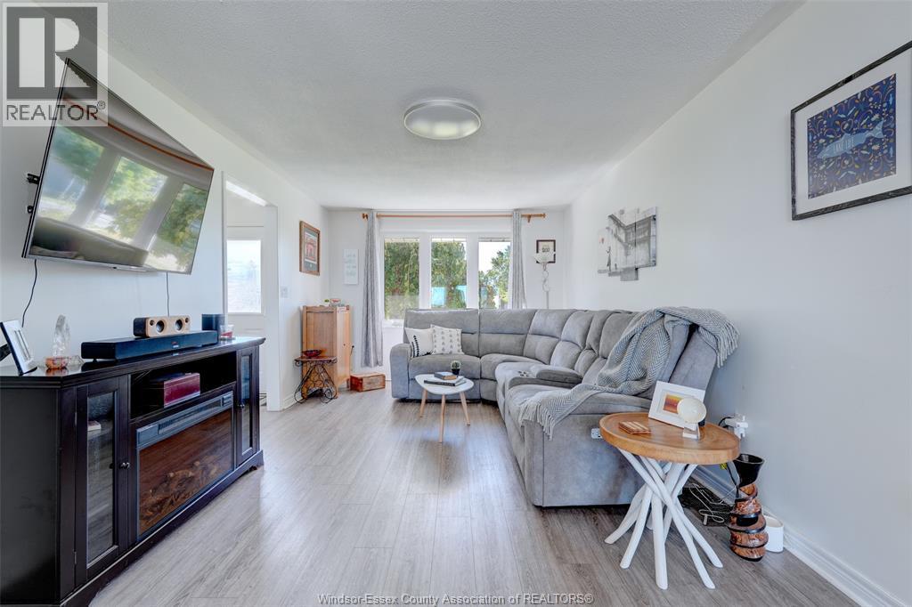 591 ROSS BEACH, Lakeshore, Ontario, N8L1J6 — Photo 4