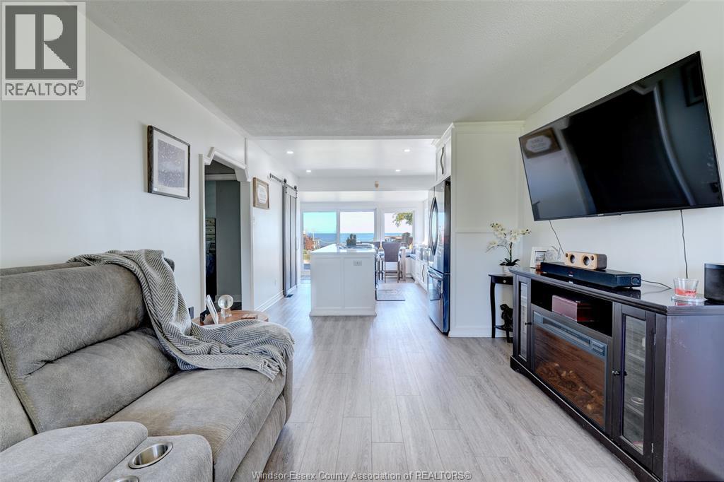 591 ROSS BEACH, Lakeshore, Ontario, N8L1J6 — Photo 6