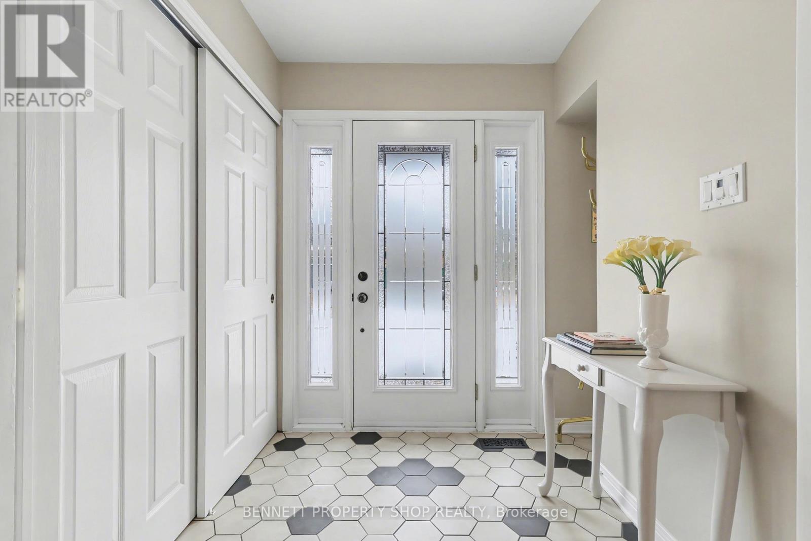 1476 BOURCIER DRIVE, Ottawa, Ontario, K1E3J8 — Photo 3