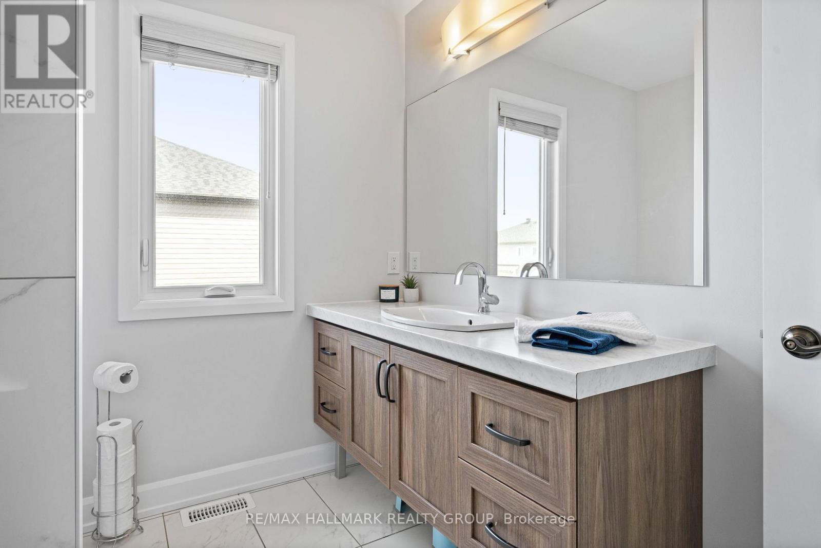 293 CENTRAL PARK, Russell, Ontario, K4R0G2 — Photo 17