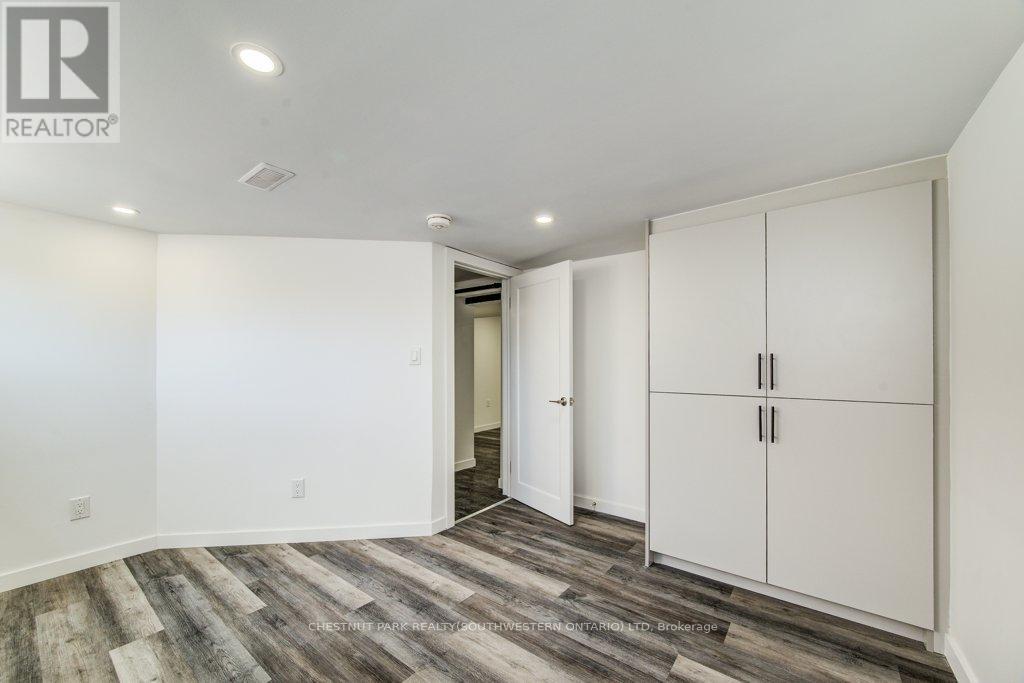 88 WOODHAVEN ROAD, Kitchener, Ontario, N2C1V1 — Photo 42