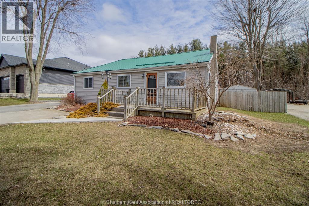 29909 WEST BOTHWELL ROAD, Bothwell, Ontario, N0P1C0 — Photo 2