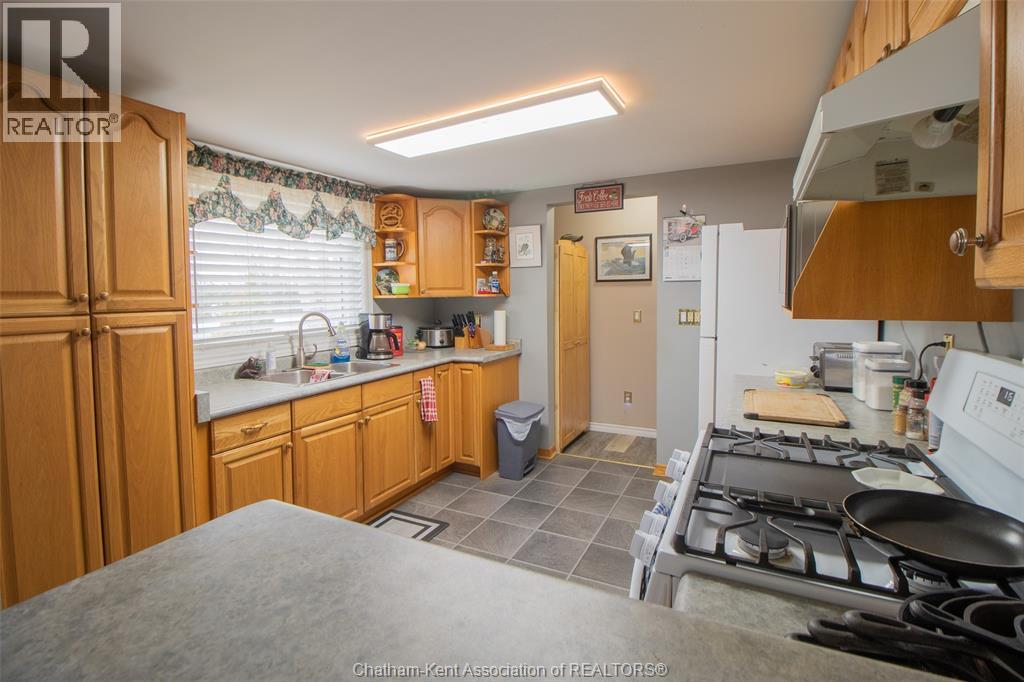 29909 WEST BOTHWELL ROAD, Bothwell, Ontario, N0P1C0 — Photo 4
