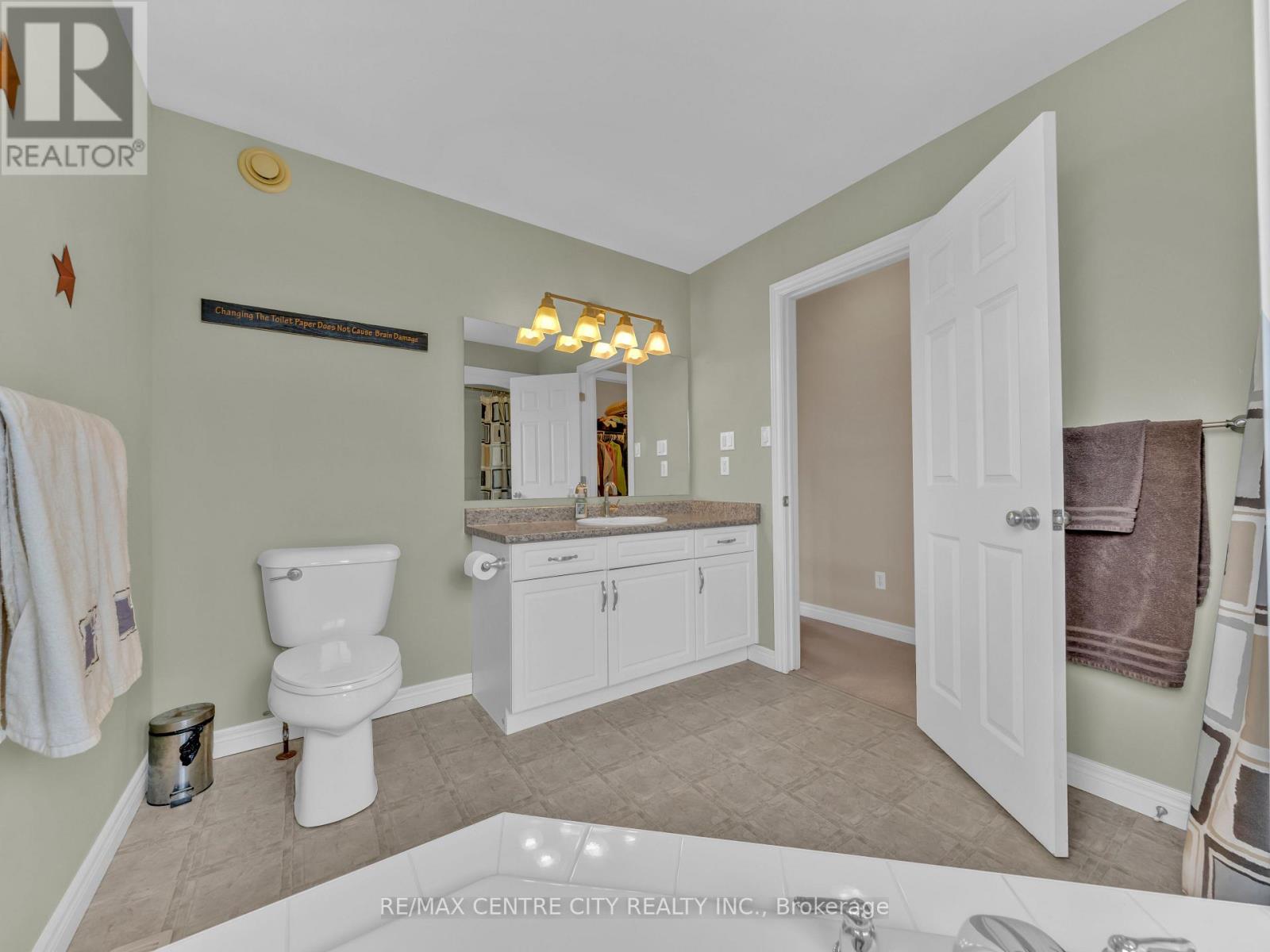 42137 MCBAIN LINE, Central Elgin, Ontario, N5P4R1 — Photo 35