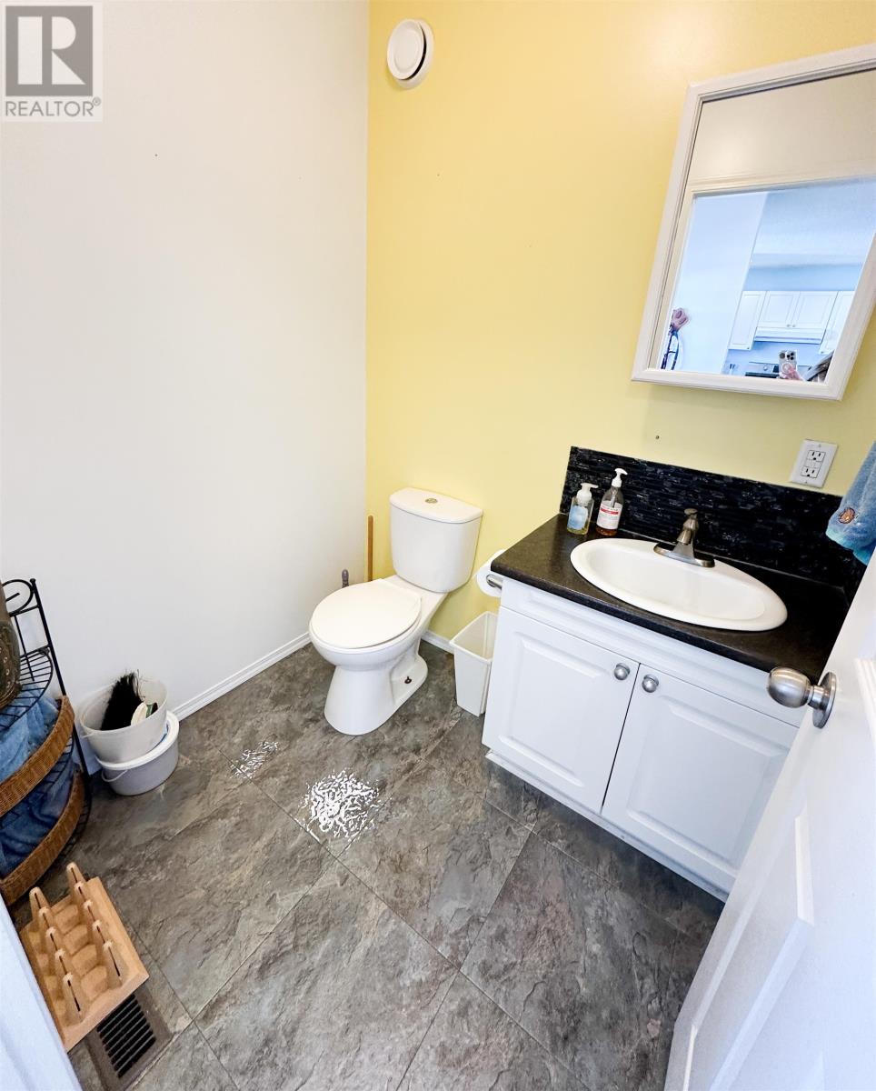 97 Dickenson RD, Balmertown, Ontario, P0V1C0 — Photo 20