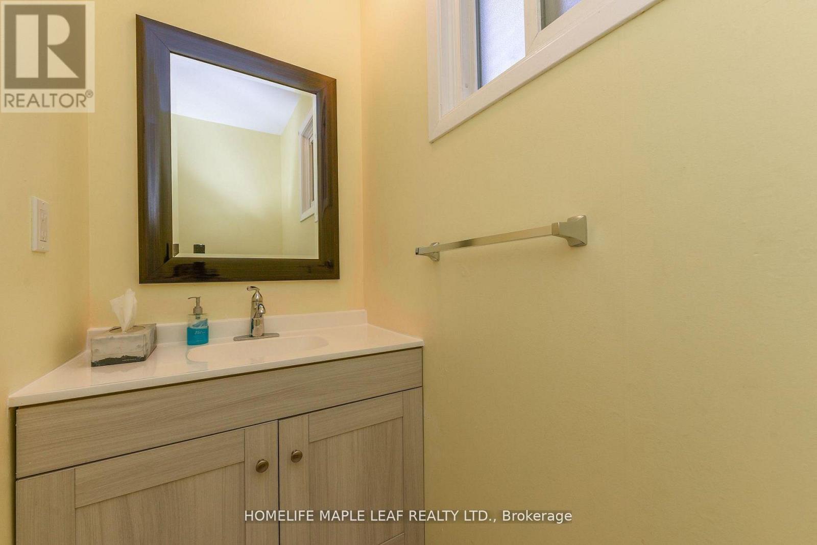 85 ENMOUNT DRIVE, Brampton (Southgate), Ontario, L6T4C9 — Photo 7