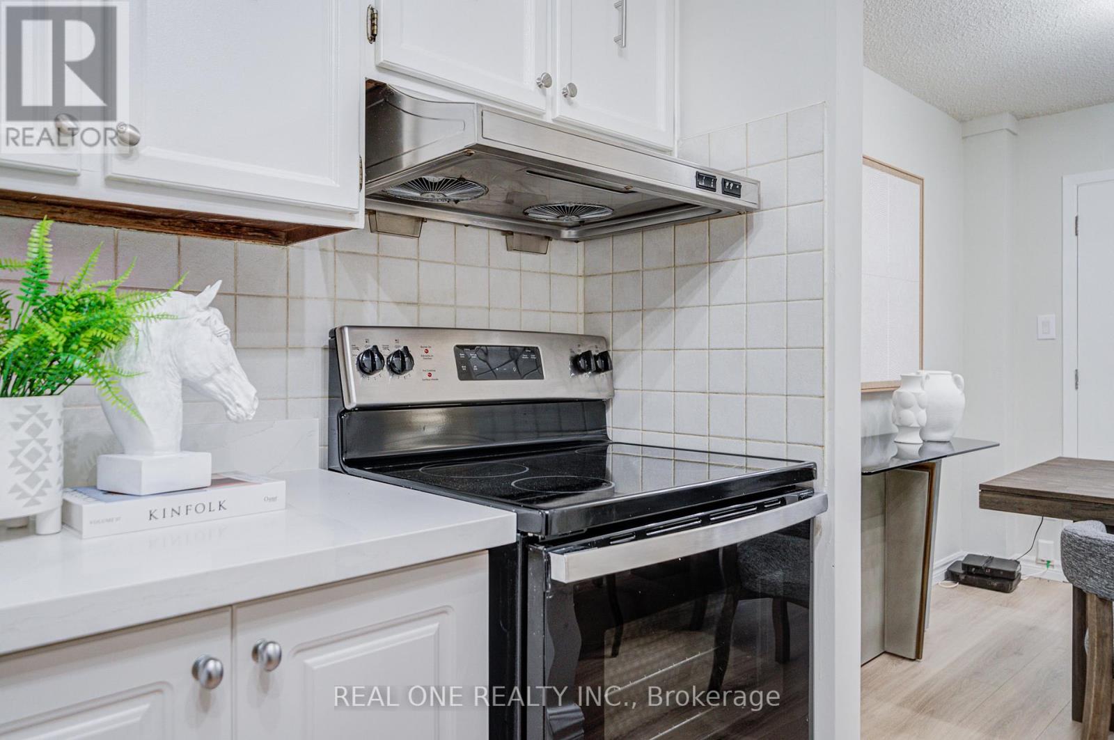 81 ELSA VINE WAY, Toronto (Bayview Village), Ontario, M2J4H8 — Photo 16