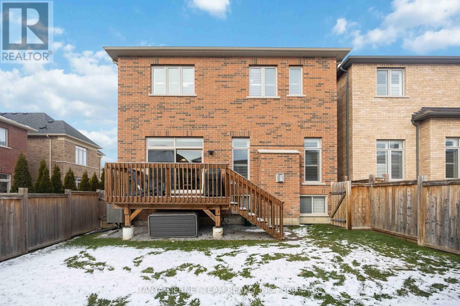 17 PENNINE DRIVE, Whitby, Ontario, L1P0C3 — Photo 11