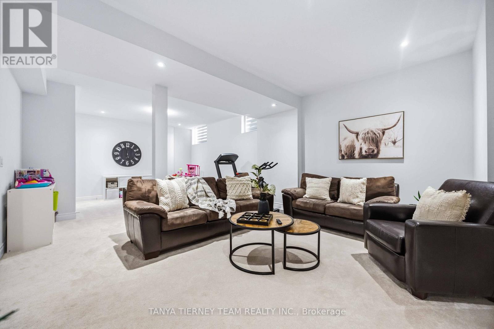 17 PENNINE DRIVE, Whitby, Ontario, L1P0C3 — Photo 13