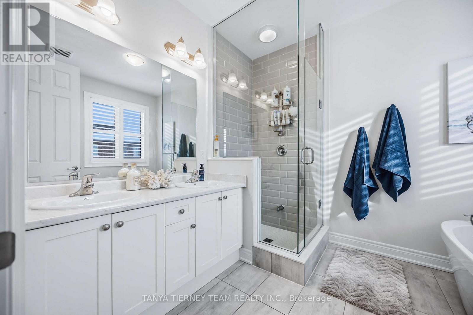 17 PENNINE DRIVE, Whitby, Ontario, L1P0C3 — Photo 15