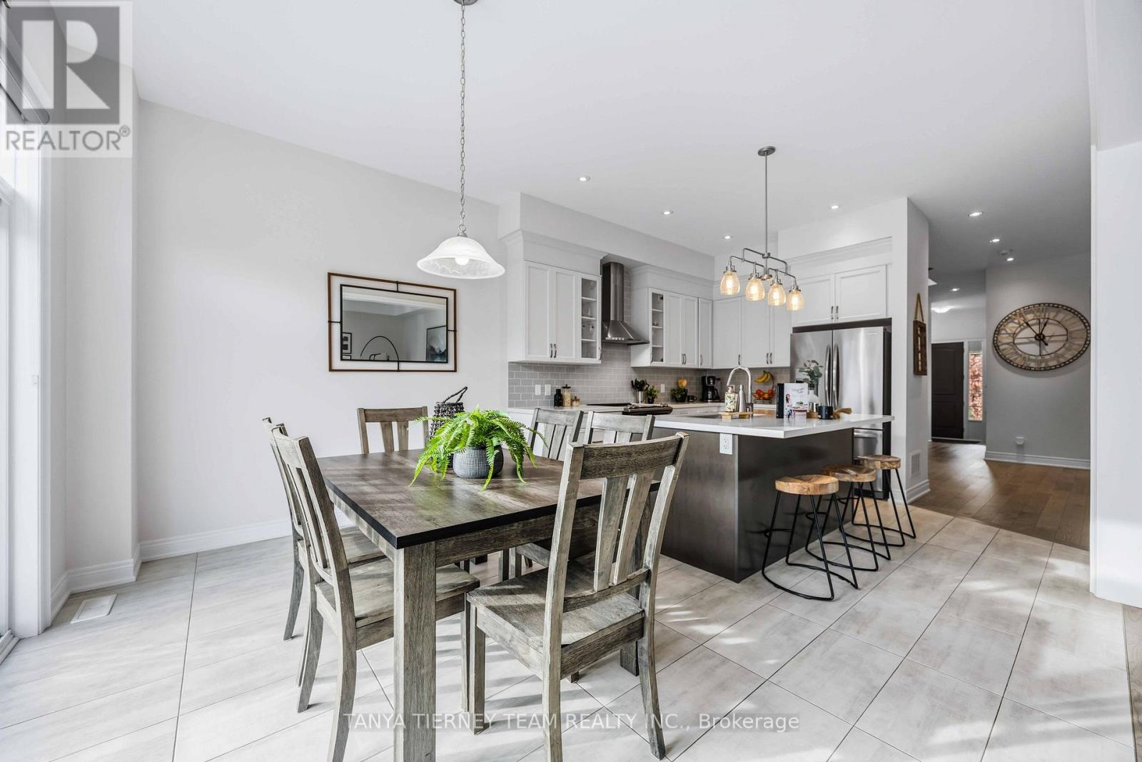 17 PENNINE DRIVE, Whitby, Ontario, L1P0C3 — Photo 20