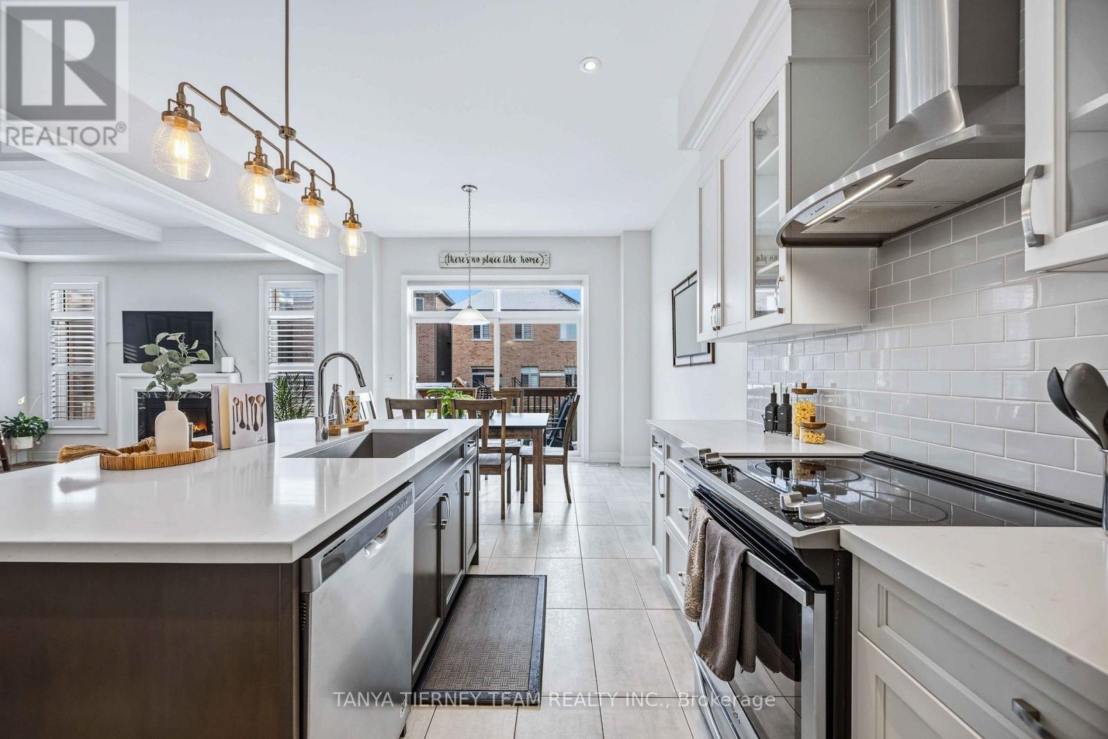 17 PENNINE DRIVE, Whitby, Ontario, L1P0C3 — Photo 36