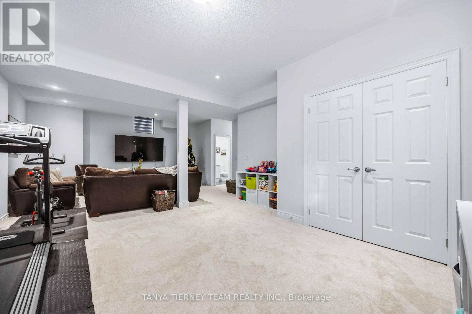 17 PENNINE DRIVE, Whitby, Ontario, L1P0C3 — Photo 49