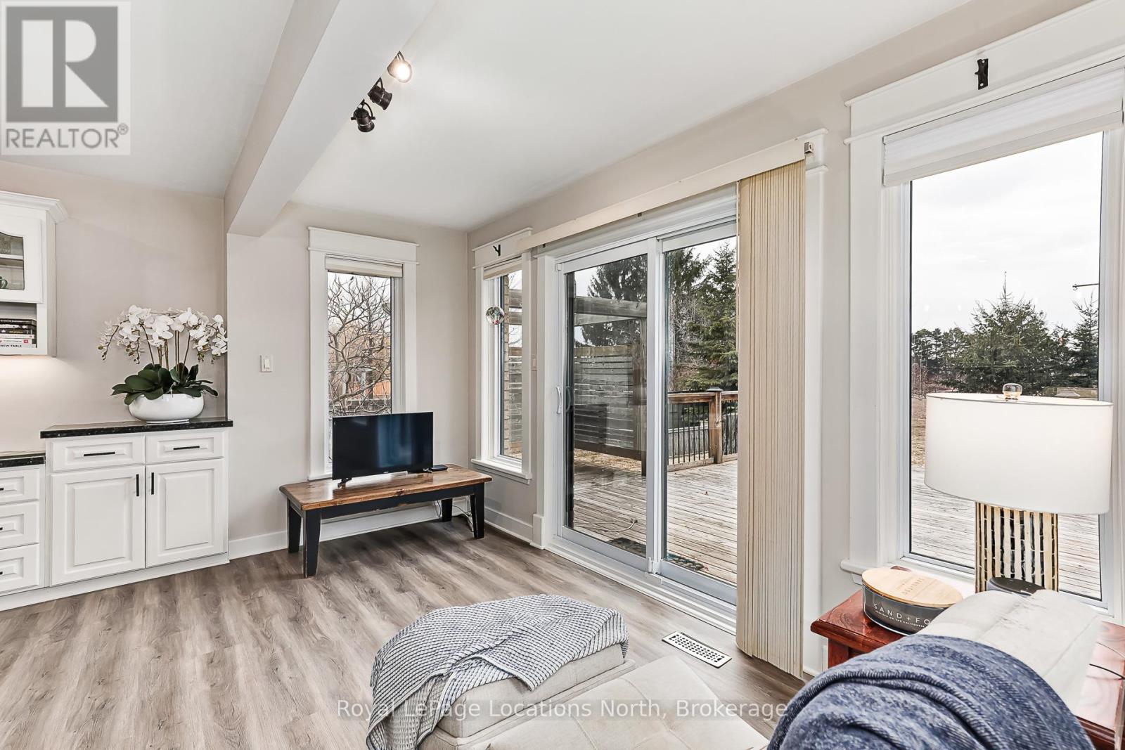 15 BLACKBURN AVENUE, Clearview (Nottawa), Ontario, L0M1P0 — Photo 14