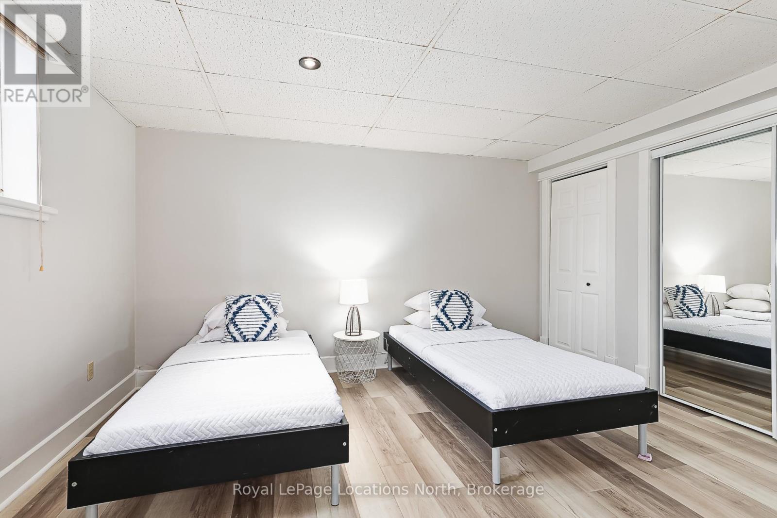 15 BLACKBURN AVENUE, Clearview (Nottawa), Ontario, L0M1P0 — Photo 36