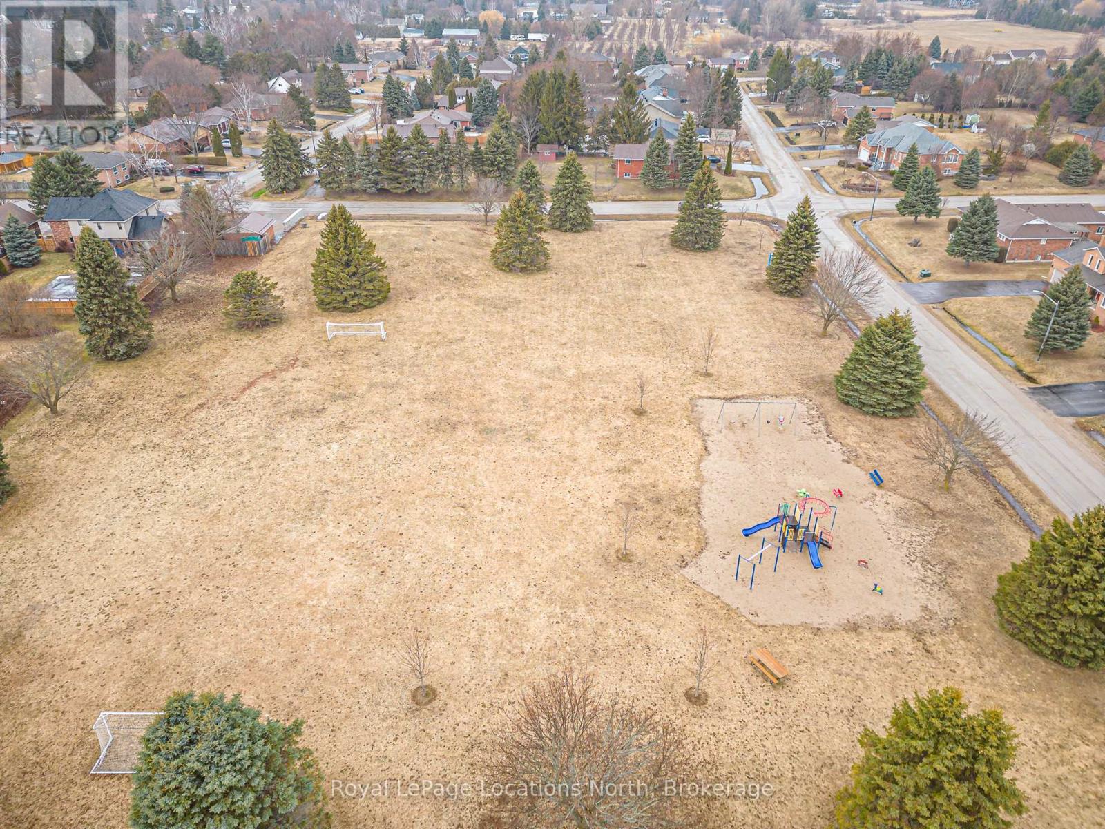 15 BLACKBURN AVENUE, Clearview (Nottawa), Ontario, L0M1P0 — Photo 46