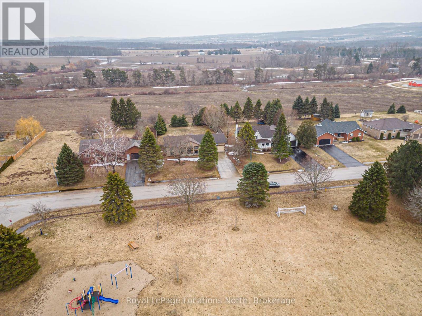 15 BLACKBURN AVENUE, Clearview (Nottawa), Ontario, L0M1P0 — Photo 47