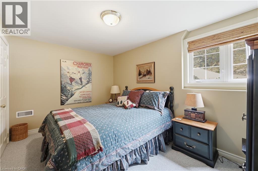 22 LLOYD'S TRAVERSE Crescent, Mulmur, Ontario, L9V3H6 — Photo 11