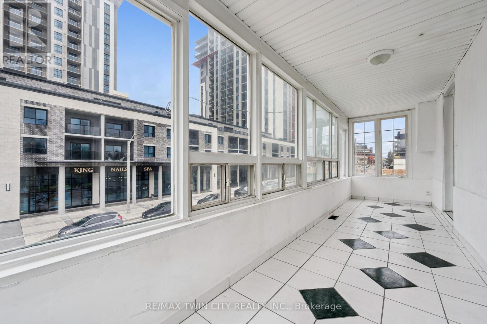 496 KING STREET E, Kitchener, Ontario, N2G2L6 — Photo 16