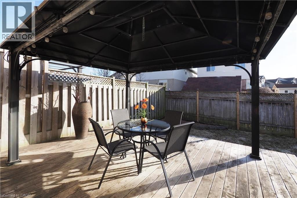 75 DONNENWERTH Drive, Kitchener, Ontario, N2E3W6 — Photo 15