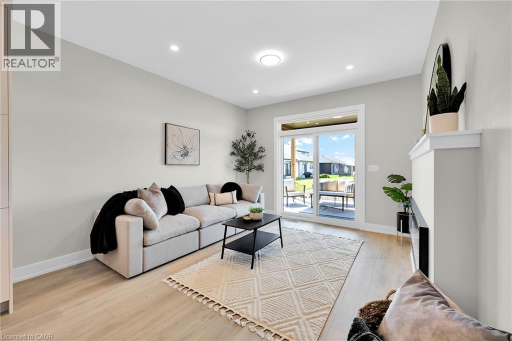 196 LAFAYETTE Boulevard, Jarvis, Ontario, N0A1J0 — Photo 3